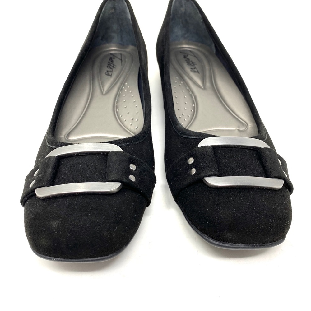 Trotters Sizzle Signature Black Suede flats NARROW - Picture 3 of 8